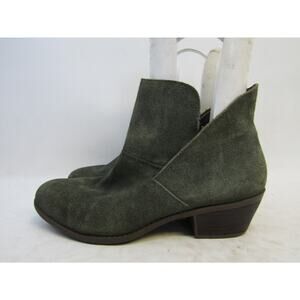 Me Too Womens Sz 9 M Green Suede Ankle Fashion Boots Booties